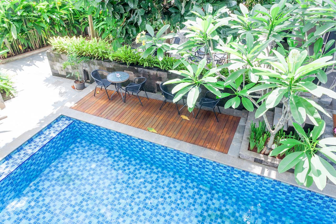 Griya Regato Hotel Jakarta Ngoại thất bức ảnh